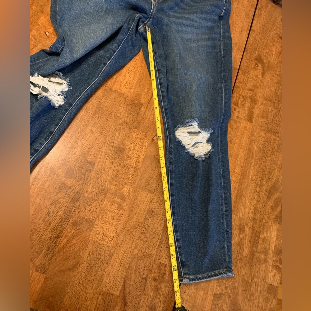 American Eagle Outfitters Dark Blue Distressed Skinny Jeans (Size 16S) - Picture 6 of 12